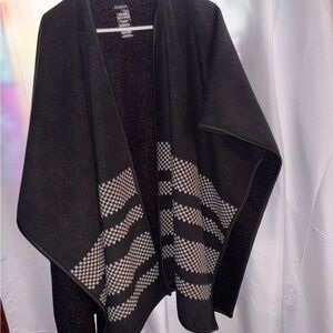 Ike Behar Black Textured Poncho